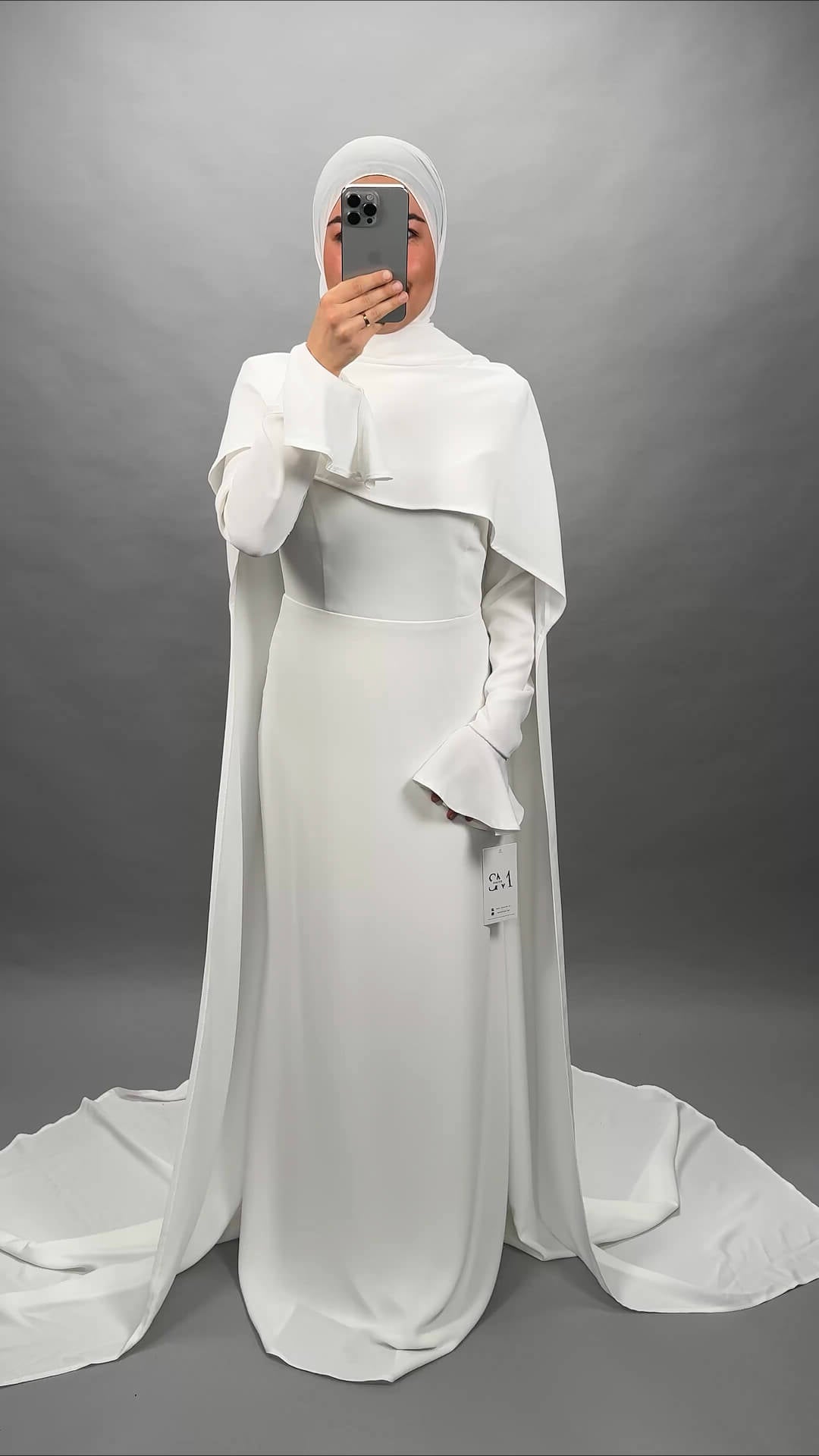 Clia wedding dress