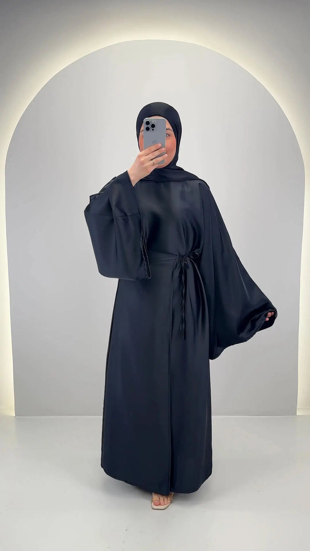 Nesa Abaya Black