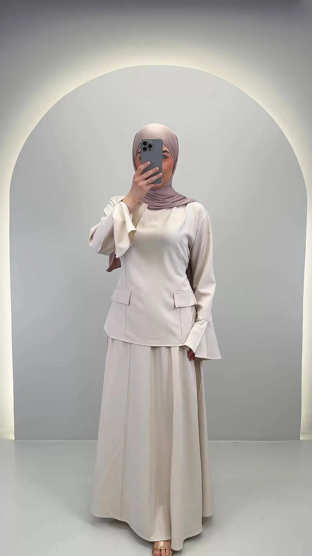 Asnar Outfit