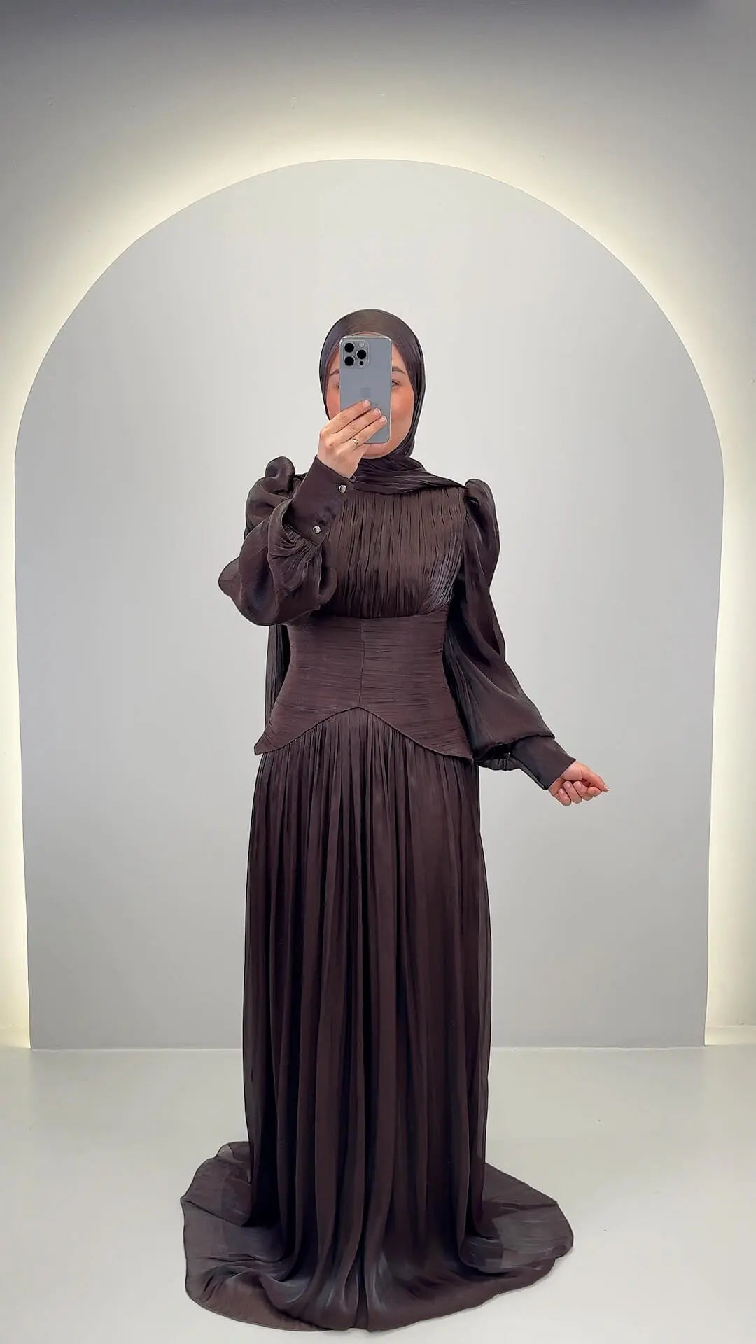 Estel Abendkleid mit HIJAB Braun