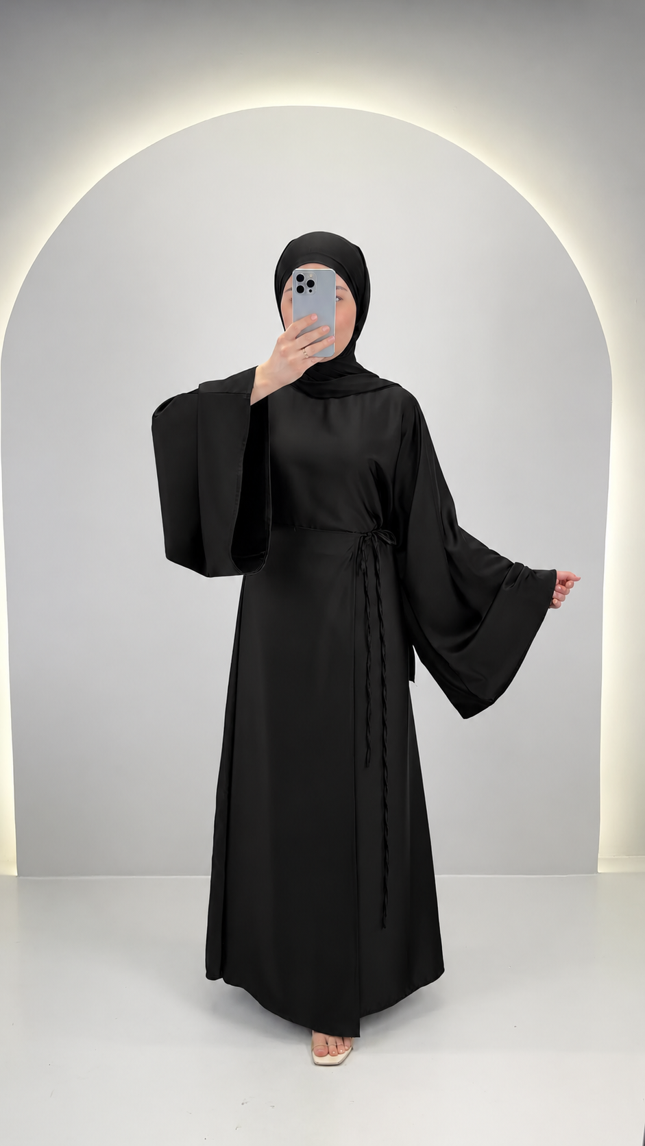 Nesa Abaya Black