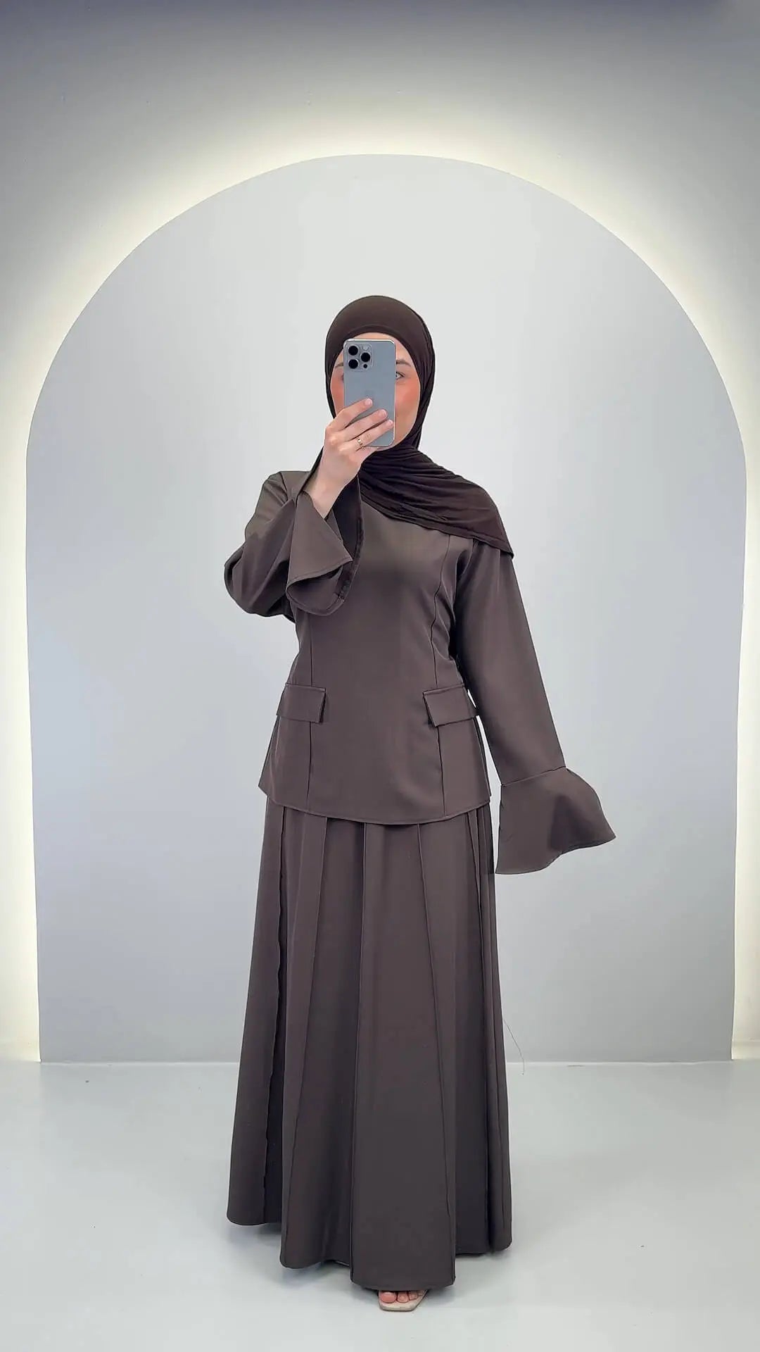 Asnar Outfit