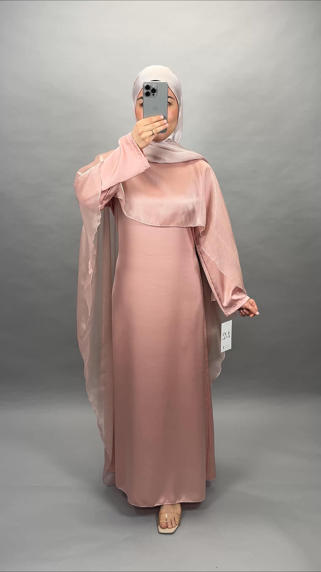 Gabi Abaya Rose